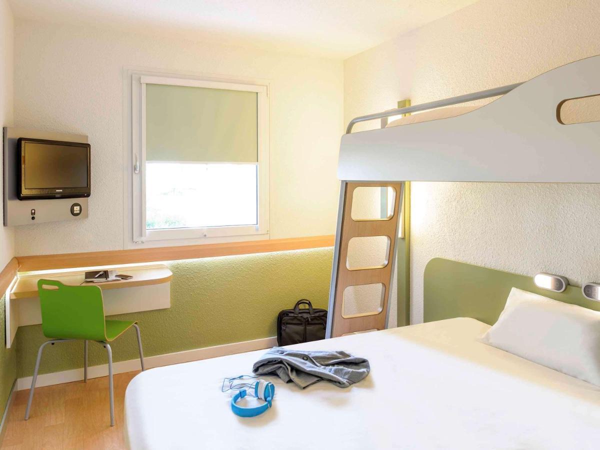 Ibis Budget Chatellerault Nord Exterior photo